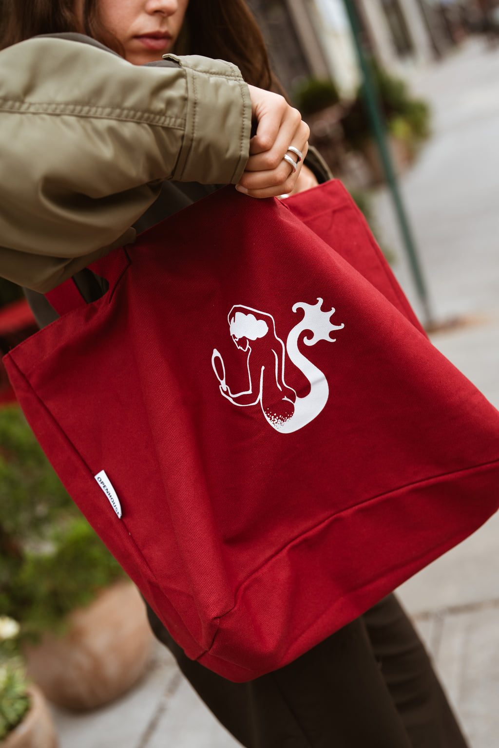 Siren Tote